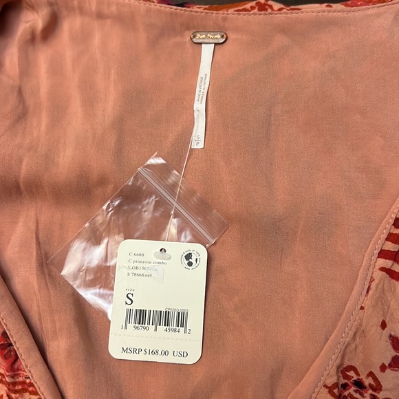 Free People
Lennon Printed 3/4 Sleeve V-Neck Split Button Front Dress - Picture 15 of 15